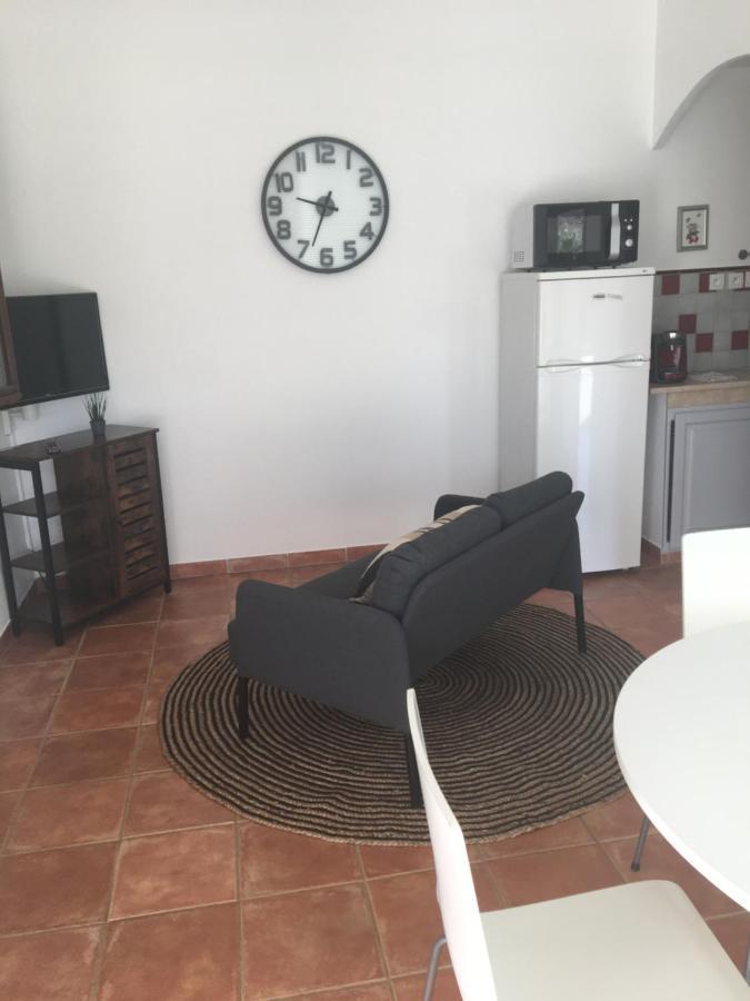 Gite 2 Pieces Au Calme Les Arcs-sur-Argens Экстерьер фото